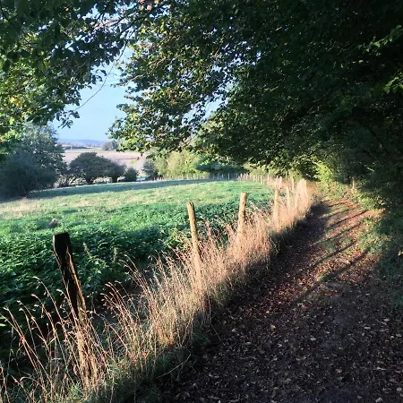 L'aragne Πανσιόν 4*